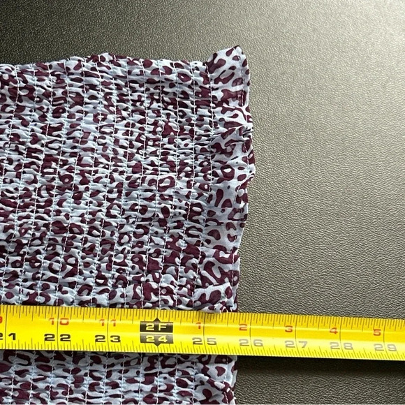 Plus Size Women's 4X (28W-30W) Animal‎ Print Tunic Top Smocked Keyhole Stretch - Picture 8 of 13